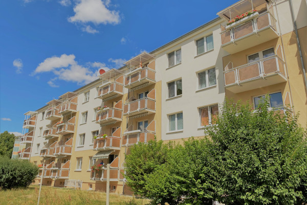 Wohnung mit großer Wohnküche im Erstbezug, bequem im Hochparterre.